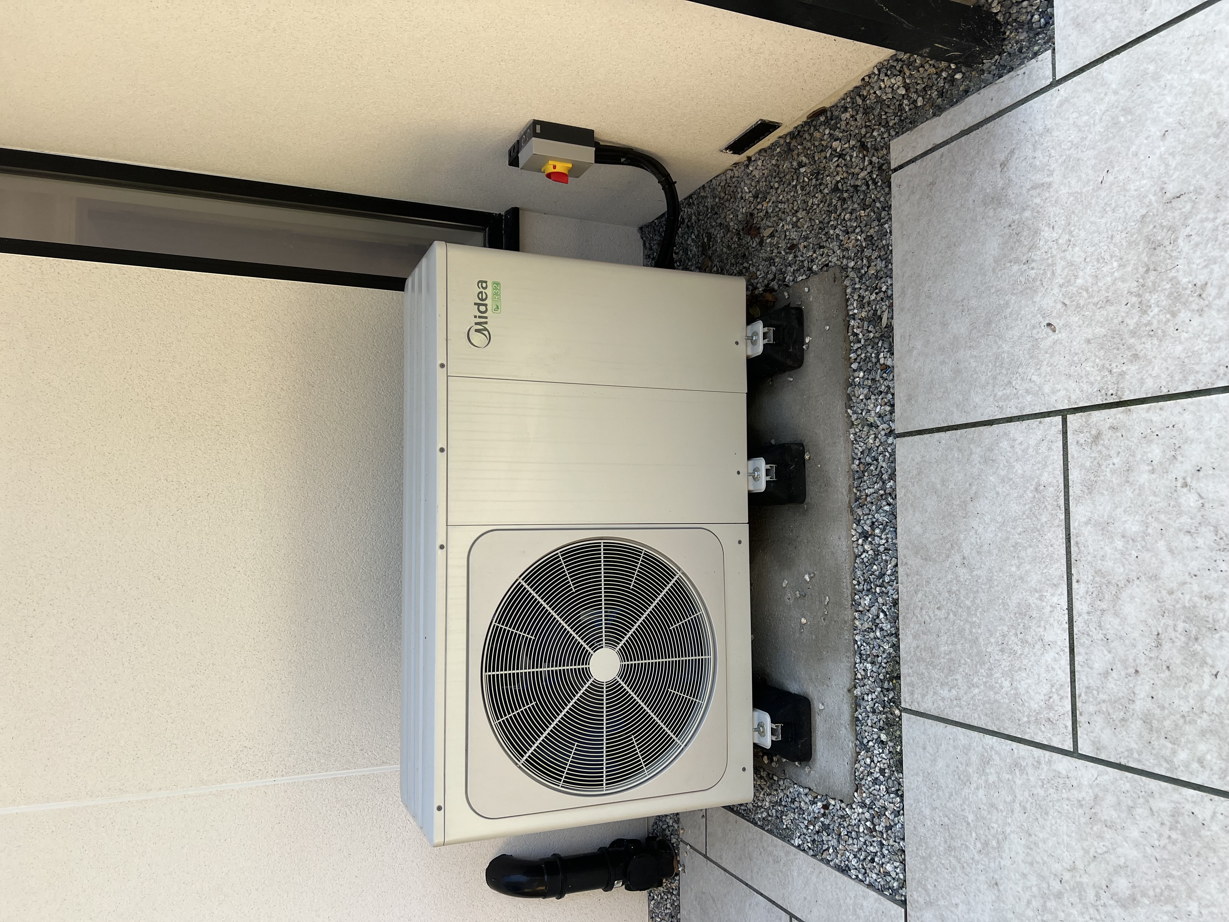 Heat pump installation